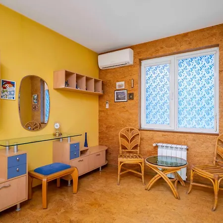 Appartement Vintage And Cozy 2bd In Prime Location Sofia