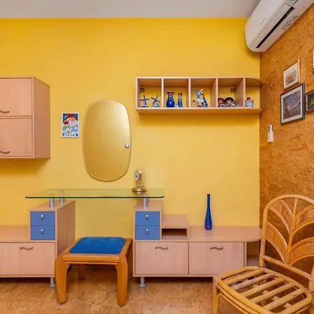 Vintage And Cozy 2bd In Prime Location By Flat Mаnager Appartamento Sofia