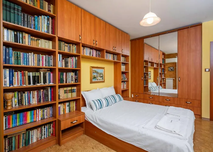 Vintage And Cozy 2bd In Prime Location By Flat Mаnager * Σόφια