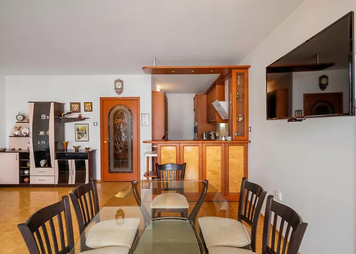 Vintage And Cozy 2bd In Prime Location By Flat Mаnager