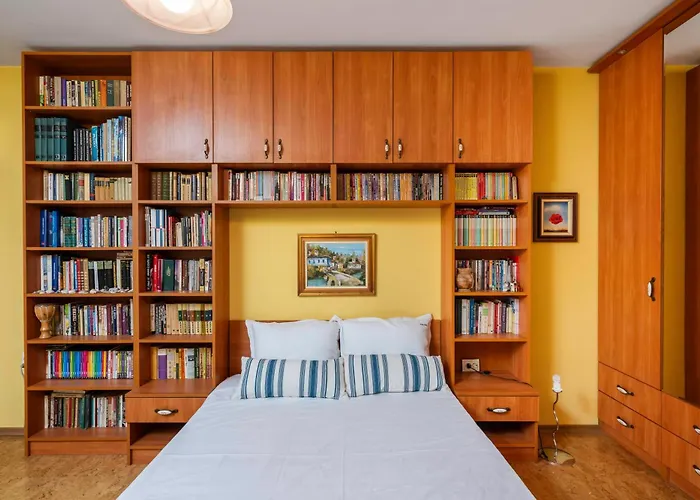 Διαμέρισμα Vintage And Cozy 2bd In Prime Location By Flat Mаnager Σόφια